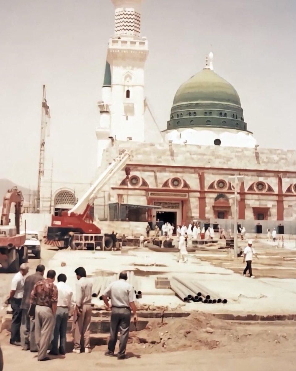 Rare photo from the expansion of Masjid al-Nabawi in 1970.