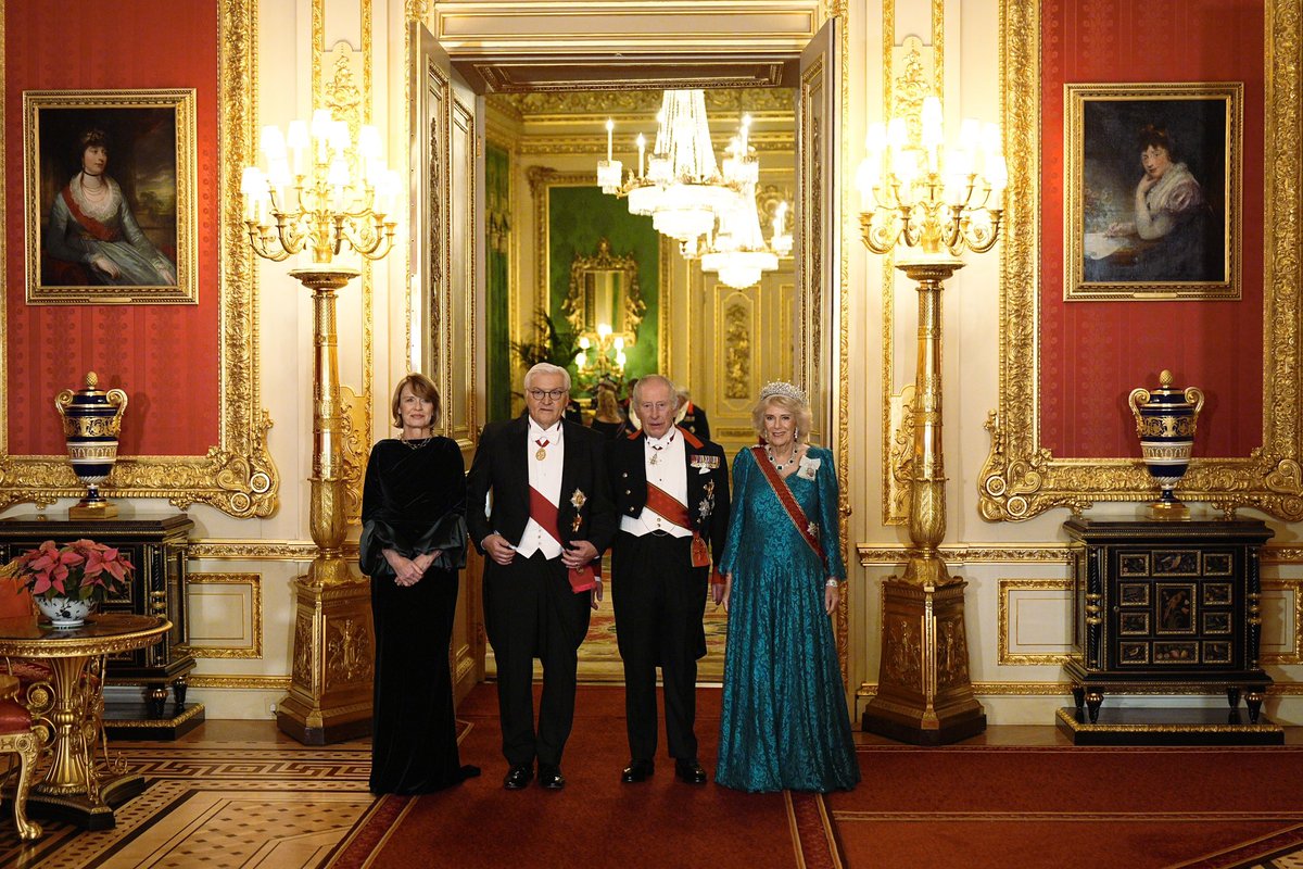 The Royal Family tweet media