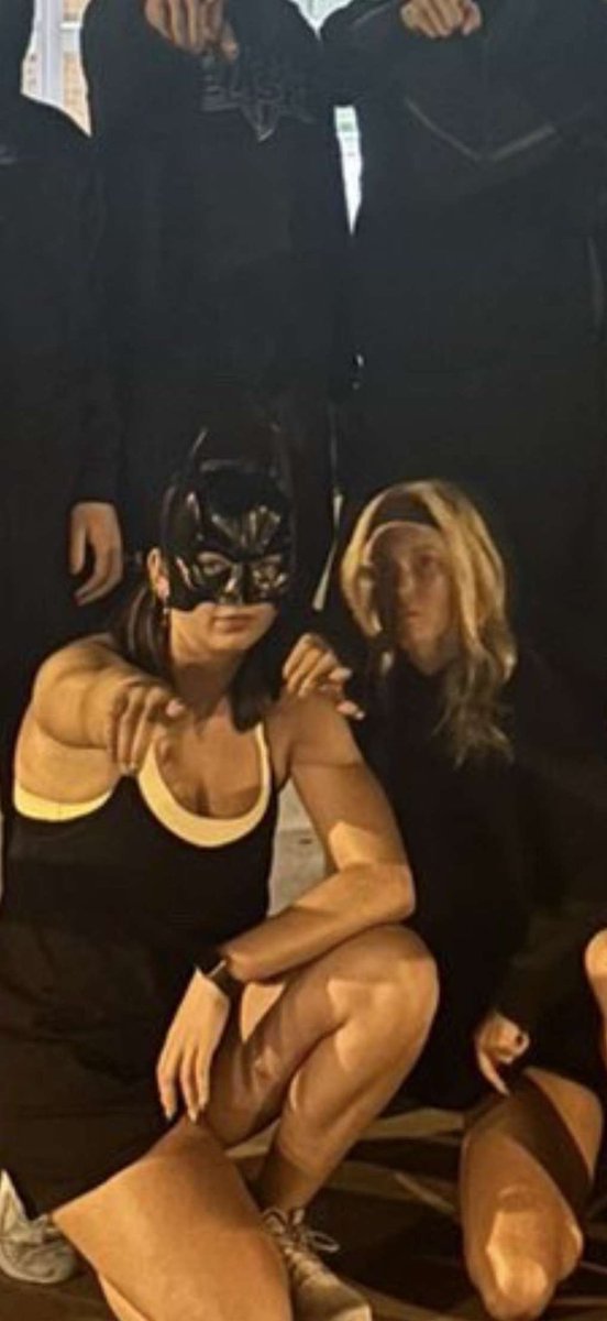 Barstool(BOYS BASKETBALL CHAMPS)HAWKS tweet media