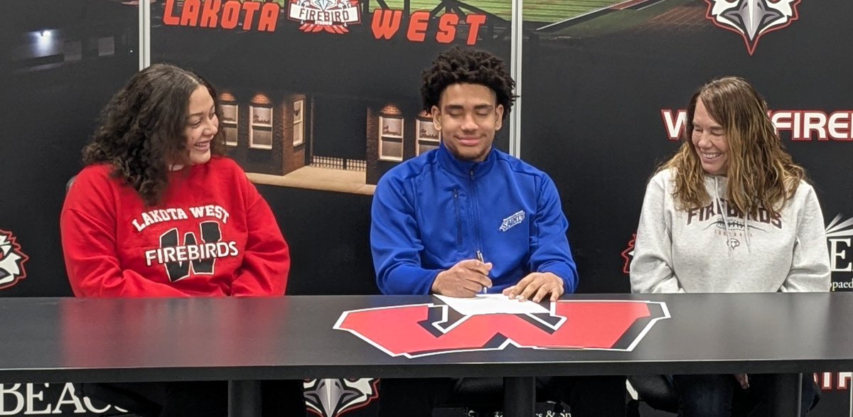 Lakota West Football tweet media