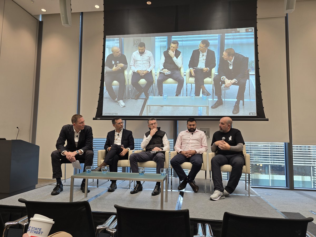 StateStreet's tweet image. State Street recognized #Movember by hosting an insightful panel on men’s mental health. Our panelists explored why conversations about mental health can be challenging for men and discussed the impact of stigma across generations, workplaces, and communities. A big thank you to