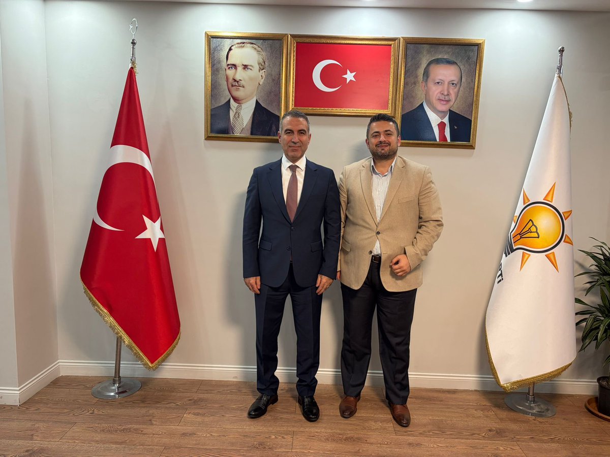 zulkufturkoglu's tweet photo. Bahçelievler İlçe Başkanımız kıymetli kardeşim Emrah Parlak başkanımı tebrik ediyorum. Başkanımıza ve değerli yönetim kuruluna yeni görevlerinde başarılar ve muvaffakiyetler diliyorum. @AKBahcelievler @EmrahParlak_ https://t.co/XyUsN6V23Z