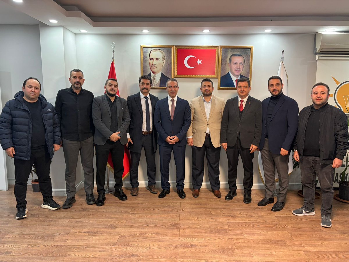 zulkufturkoglu's tweet photo. Bahçelievler İlçe Başkanımız kıymetli kardeşim Emrah Parlak başkanımı tebrik ediyorum. Başkanımıza ve değerli yönetim kuruluna yeni görevlerinde başarılar ve muvaffakiyetler diliyorum. @AKBahcelievler @EmrahParlak_ https://t.co/XyUsN6V23Z