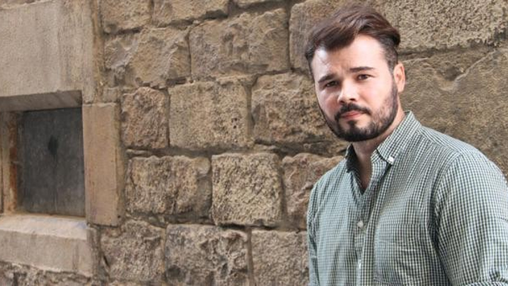 Estamos a días de que se cumpla una década.

Gabriel Rufián: "En 18 meses dejaré mi escaño para regresar a la República Catalana" 

13 de diciembre de 2015