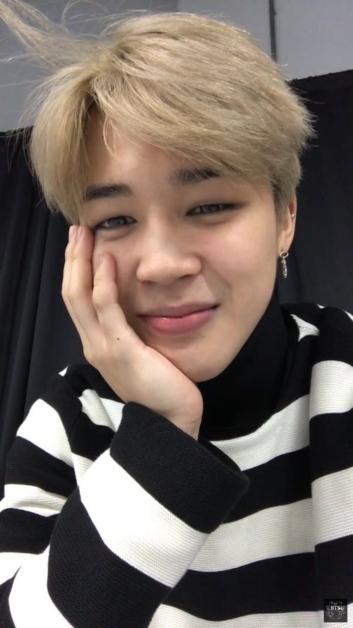 yoongisorchid's tweet image. Can we come over and look at you like this? (Lovingly ofc) 
#arsd #army #jimin #BTSARMY
