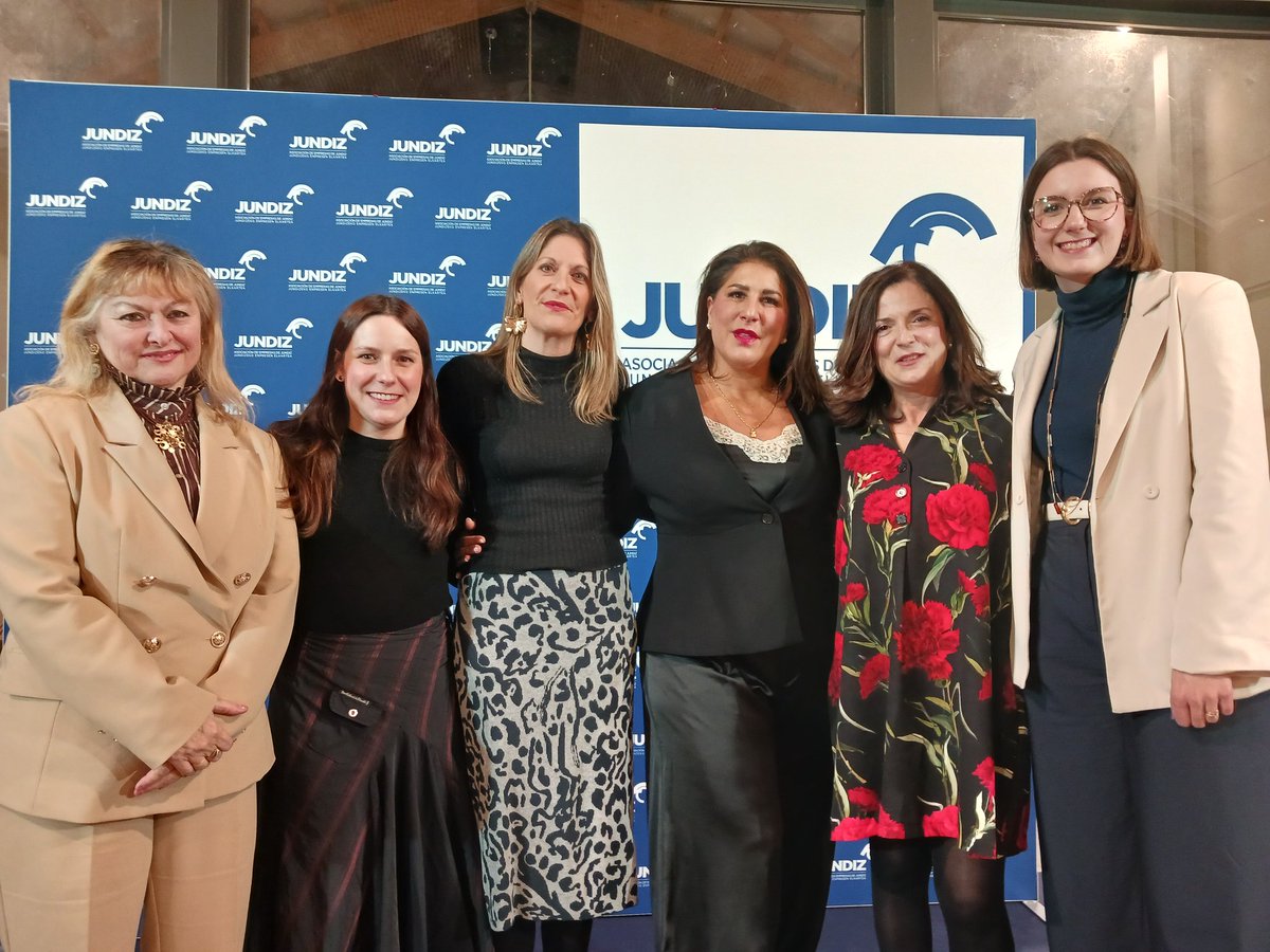 Aitziber Salazar tweet media