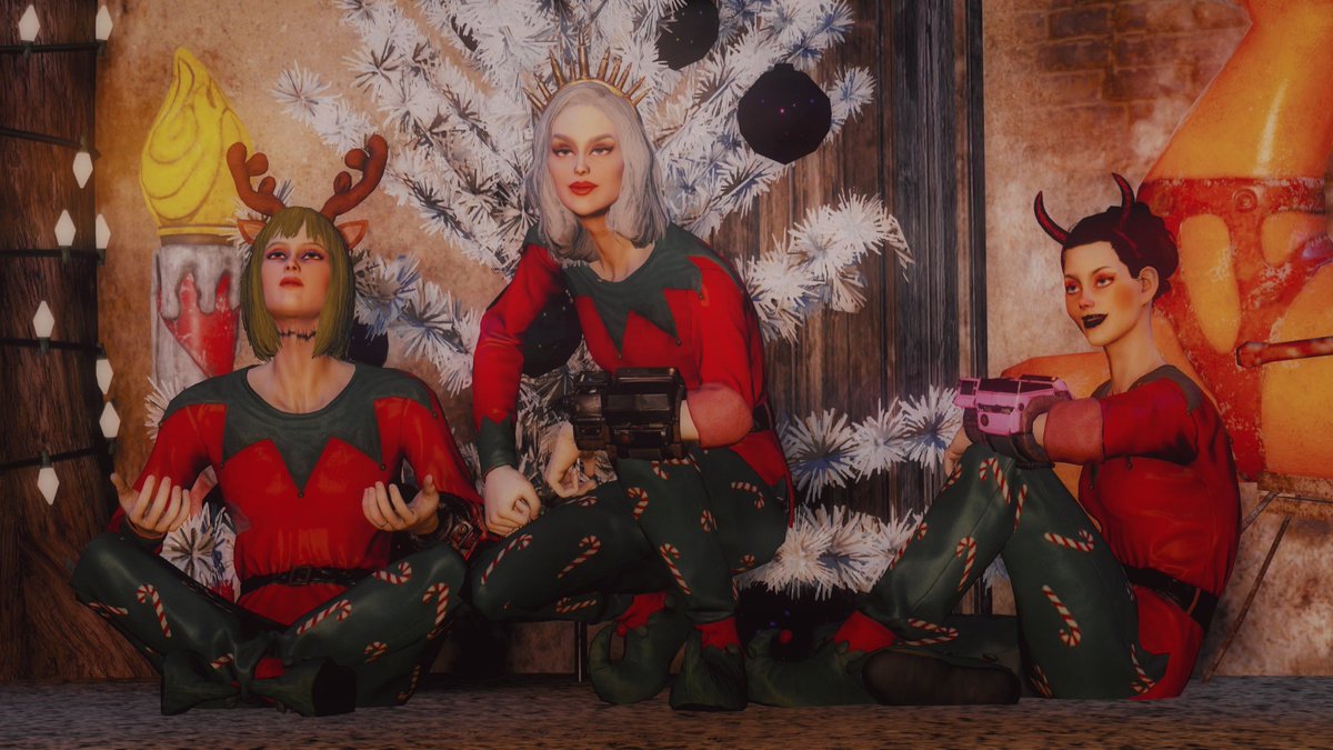Jessica__Perner's tweet photo. Christmas is coming!
@Fallout #Fallout76 
#the3vaultgirls
@Heliosarmy_F76 @jaxsta31
Game: Fallout 76
Developer: Bethesda Game Studios 
Platform: PlayStation 5 https://t.co/i0hqcJ1MkS