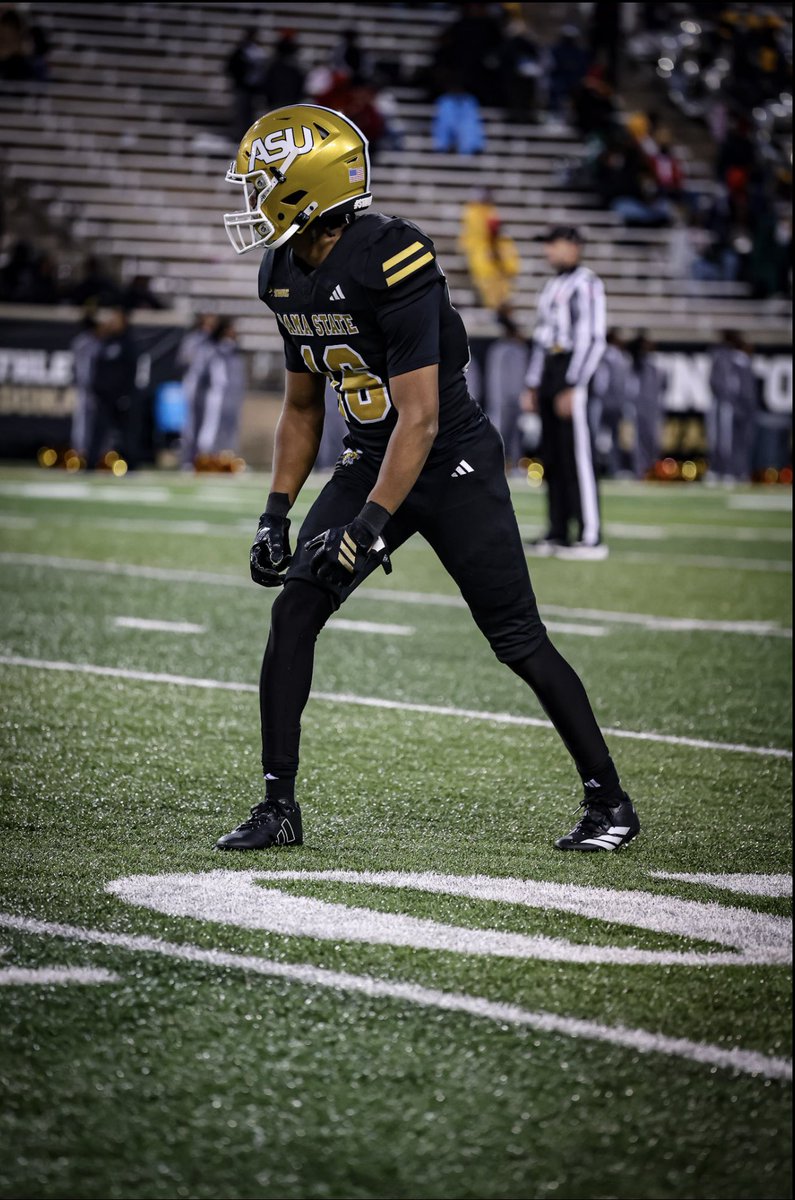 christian_p04's tweet photo. Extremely grateful for my time at Alabama State University. I will be entering the NCAA Transfer Portal in January with 2 years of eligibility remaining. Iβm ready to work and explore new opportunities to continue my academic and athletic journey.β
WR| 5β10| 170| 3.3GPA https://t.co/Fwr1QJBkHi