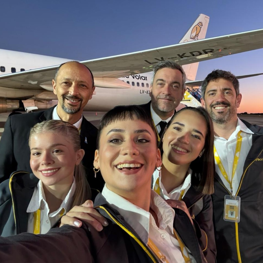 flybondi tweet media