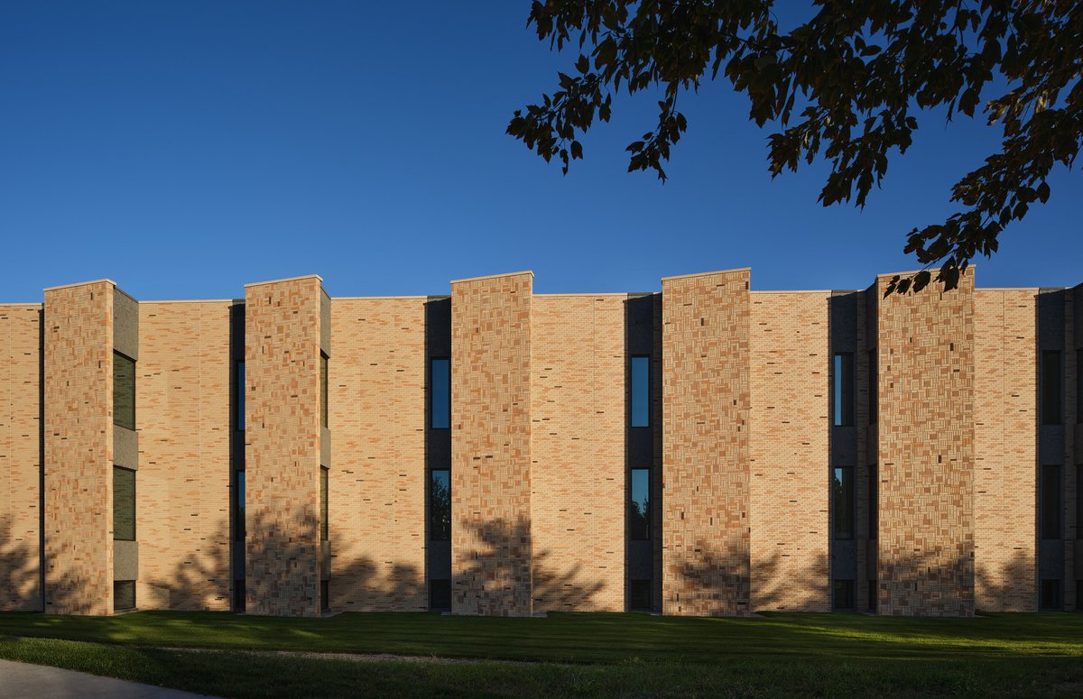 AIANebraska's tweet photo. Congratulations to @DLRGroup for winning the Don Littler Excellence in Masonry Award, sponsored by the Nebraska Masonry Alliance, for their work on the Boys Town Education Center at the 2025 AIA Nebraska Excellence in Design Gala

Photo by Michael Robinson

#AIANebraska #DLRGroup https://t.co/X61AEfoEEd