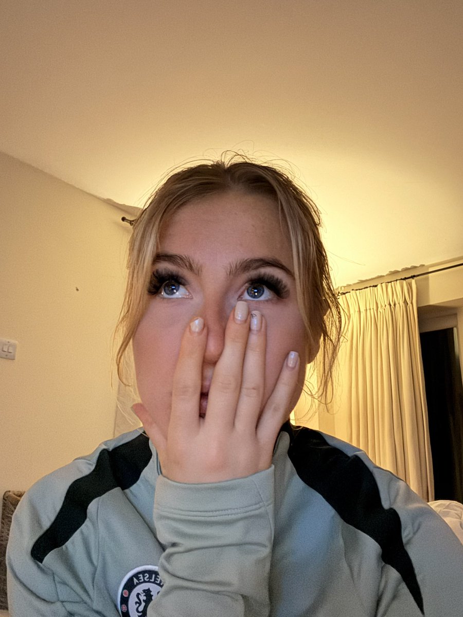 RealAstridWett tweet media