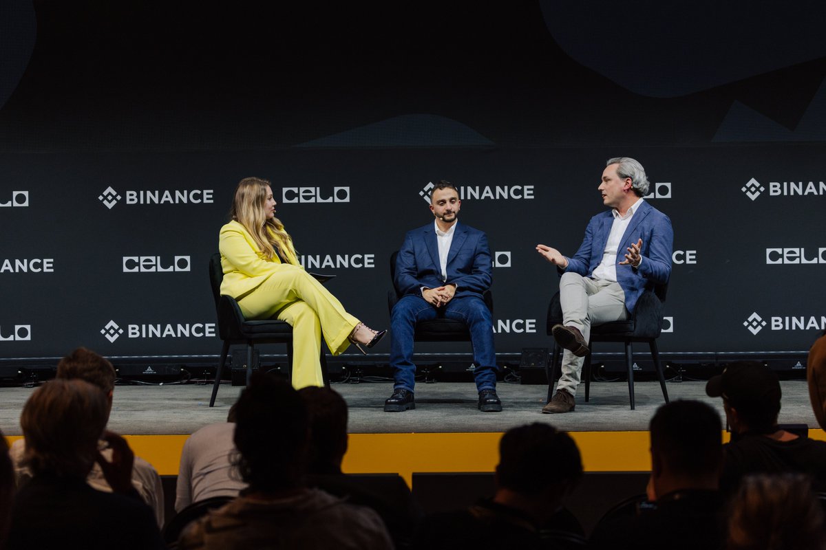 All eyes are on tokenization. At Binance Blockchain Week in Dubai, Ondo  President @iandebode highlighted how tokenization is reshaping finance. The  takeaway was clear: major institutions are preparing for an onchain future.