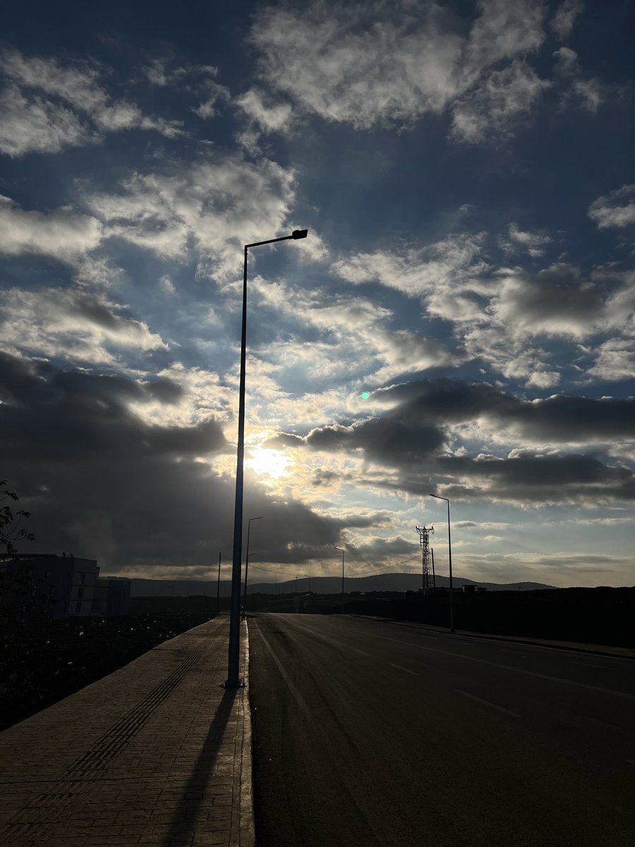 Günün sonunda arkandan konuşan arkanda kalıyor..