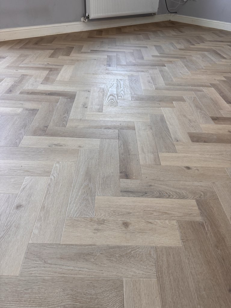 Best Lay Flooring tweet media