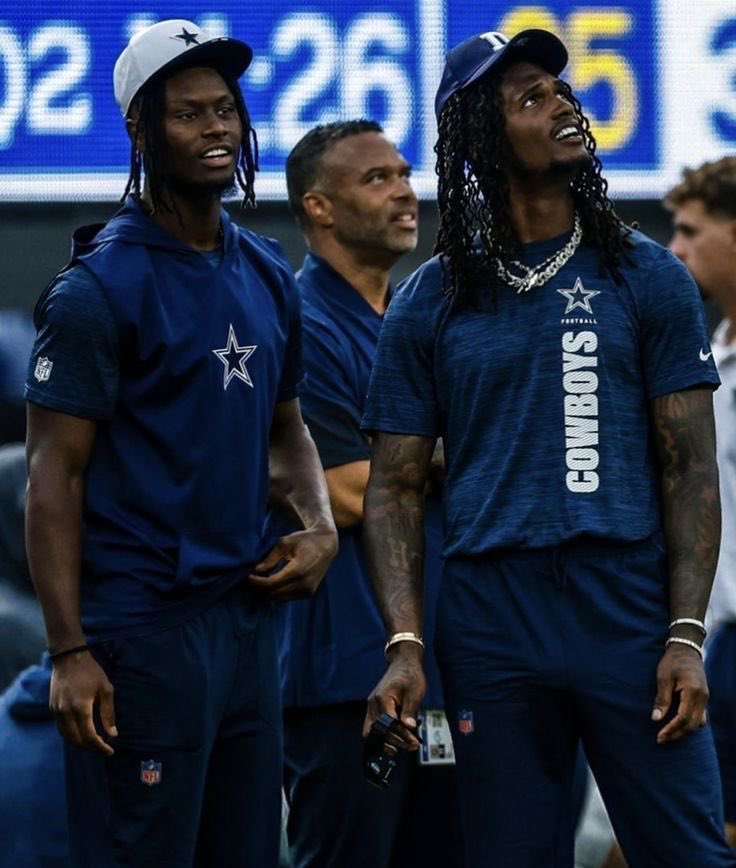 CeeDemBoyz's tweet image. how is this even a question lol