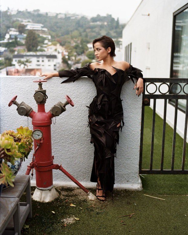 ControlAgent19's tweet image. 🖤