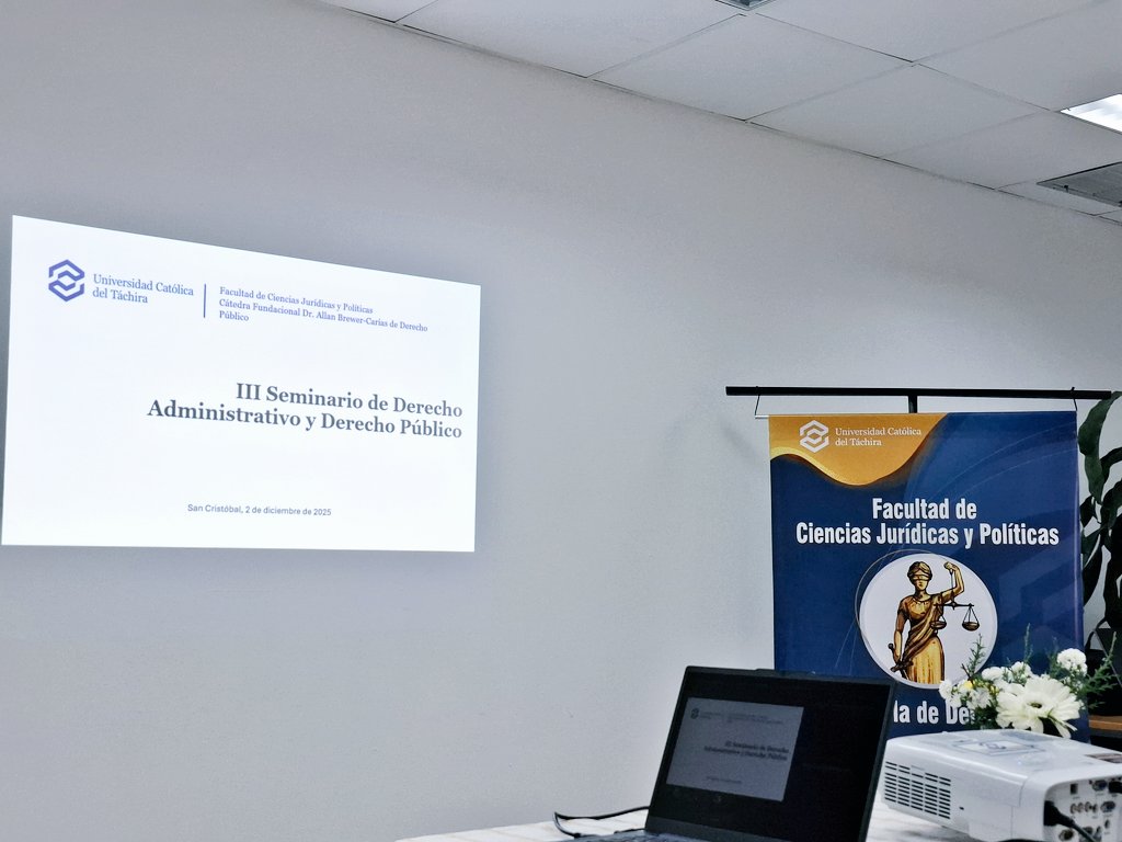 perniareyes's tweet image. #UCAT | Ayer se realizó el "III Seminario de Derecho Administrativo y Derecho Público" para profesores, organizado por la Cátedra Fundacional Allan Brewer-Carías de Derecho Público de la @notiucat. En él se pudo conocer sobre sus investigaciones y presentar propuestas de estudio.