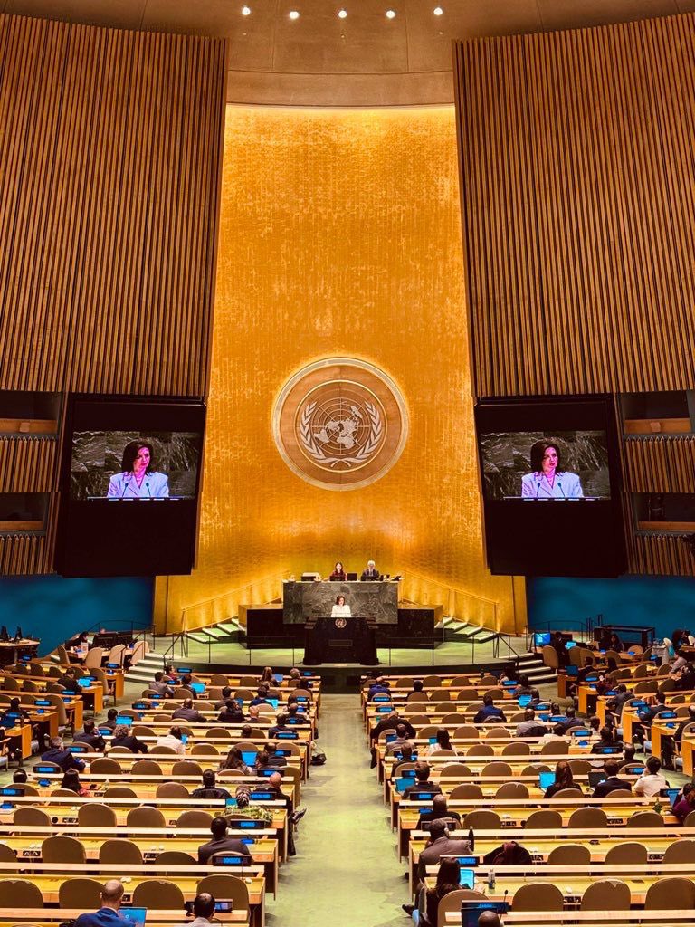 andrii_sybiha's tweet image. I am grateful to all UN member states who supported the adoption of the UN General Assembly resolution “Return of Ukrainian Children,” initiated by Ukraine together with 46 co-sponsors.

The General Assembly has sent a strong message: the world will not tolerate the forcible…