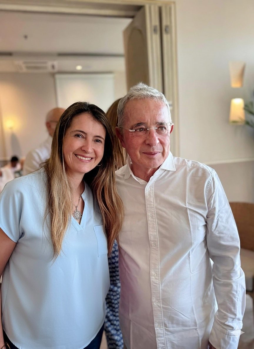 Legado de Álvaro Uribe Vélez tweet media