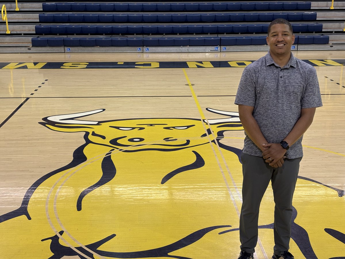 Acclimation is a challenge for <a href="/JCSUMBB/">Johnson C Smith Men’s Basketball</a>.
With a remade roster,  coach <a href="/AntwainBanks32/">Antwain Banks</a> Golden Bulls are still figuring each other out during a 3-2 start. Inconsistency has been evident, but crossed a hurdle Nov. 29 when they beat Elizabeth City State 82-72 for road win No. 1.