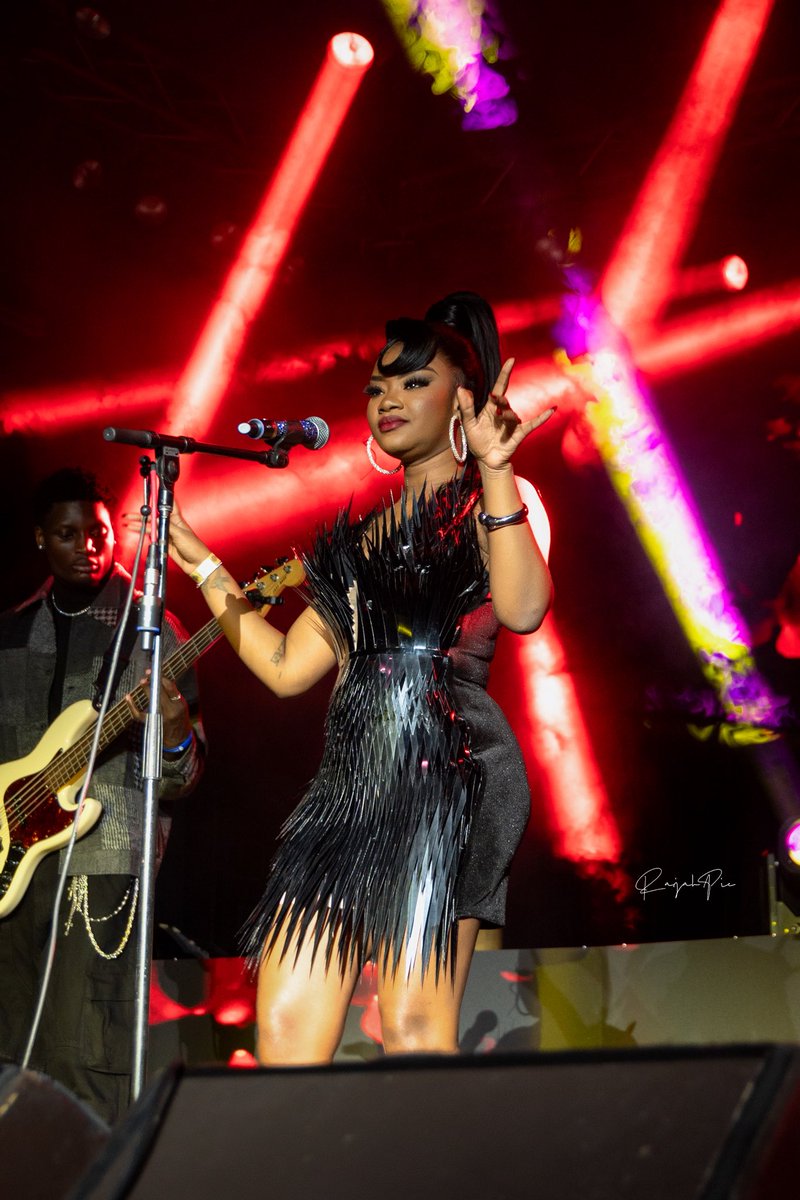 Thank you so much for this recognition #bpcbrothers_production. I’m truly honored and grateful. This award motivates me to continue giving my best and contributing in every way I can.
#fullpackage #desirecircle