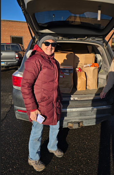 KAMNAirVehicles's tweet photo. We’re so grateful to everyone at Kaman Air Vehicles for spreading holiday cheer with generous donations to the Bridge Family Center in West Hartford, CT! Special thanks to Dawn Dumeny for her amazing coordination and to Nancy Swiatkiewicz for collecting all the wonderful gifts. https://t.co/IEpAYkuaZ2