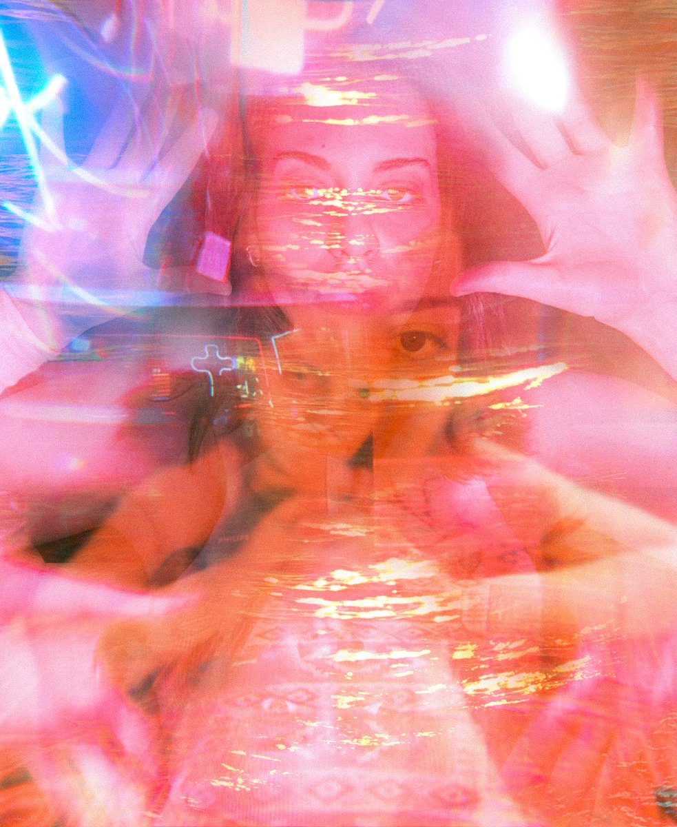 another edition finds its home with <a href="/irenedantoArt/">Irene D'Antò</a>, thank you ire 🩷

“split” 1 tez (50 fucking centsss)
BURNING IN 15 HOURS