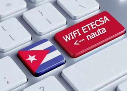 DiarioMayabeque's tweet image. Especialistas y técnicos de la Empresa de Telecomunicaciones de Cuba laboran en la instalación del equipamiento de la red inalámbrica Wifi, en San Antonio de Río Blanco, en el municipio mayabequense de Jaruco.

#MINCOM #EtecsaConCuba #telecomunicaciones #JuntosPorMayabeque