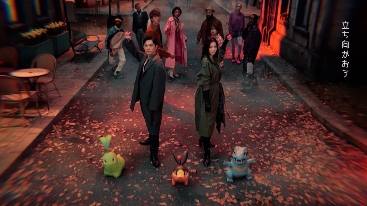 吉沢亮 & #池田エライザ、まるでランウェイ！ 全身キメキメのコーデに