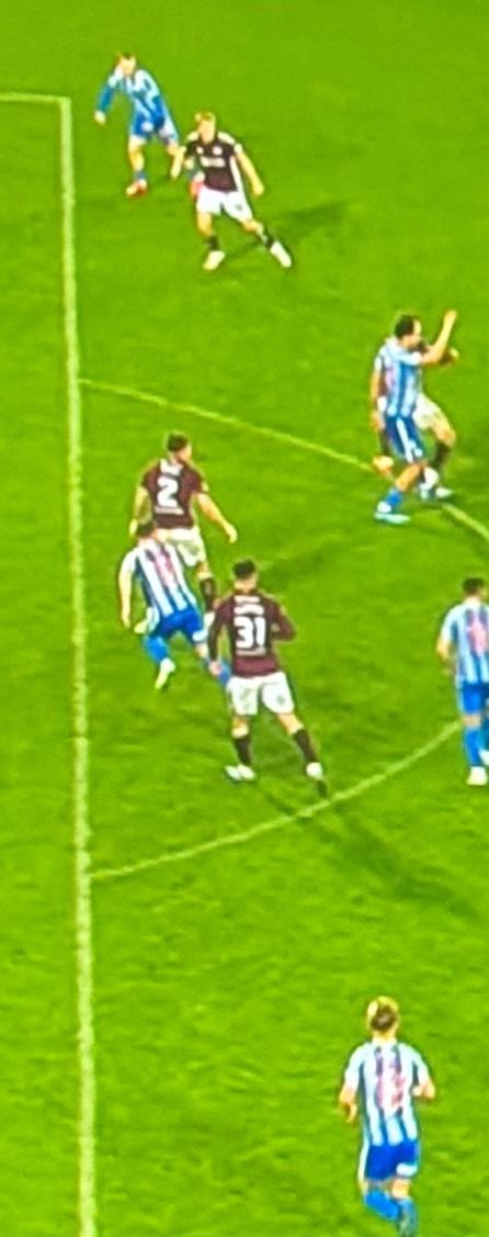 conor_1874's tweet photo. Chance you got against decisions like this 🤣 https://t.co/CJpa8q2NWH