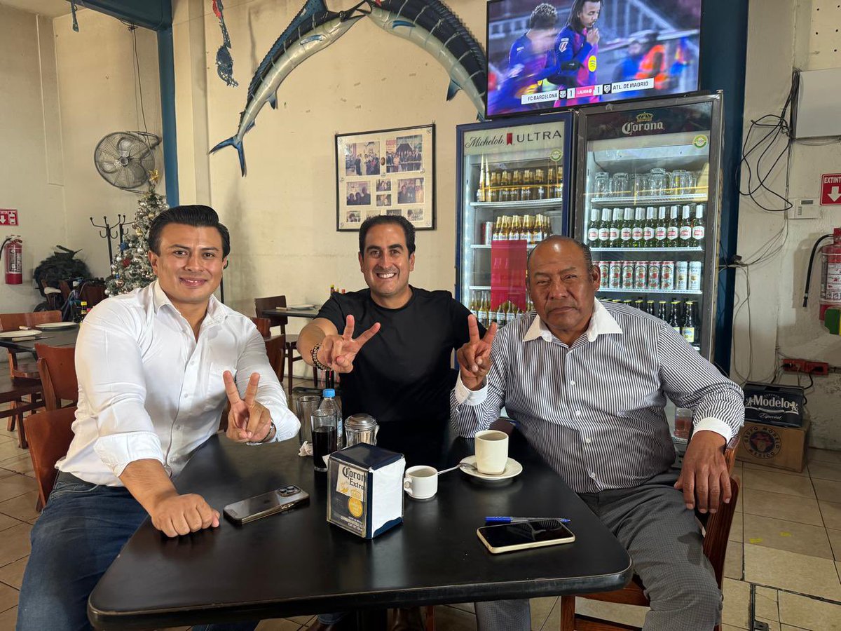 manoloherrerar's tweet photo. Con la fuerza de Emilio Villegas y Germán Escalante, caminamos unidos con Acción Nacional rumbo a una victoria que ya se siente en el corazón. ¡Vamos con todo en este #DespertarAzul! https://t.co/dthk6kI5pQ