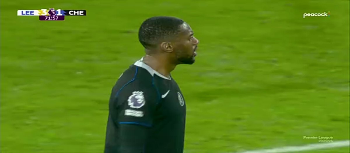 thisis_cfcj's tweet image. Tosin is seriously complaining after that stupidity he just displayed , arrest this guy please, I&apos;m so tired