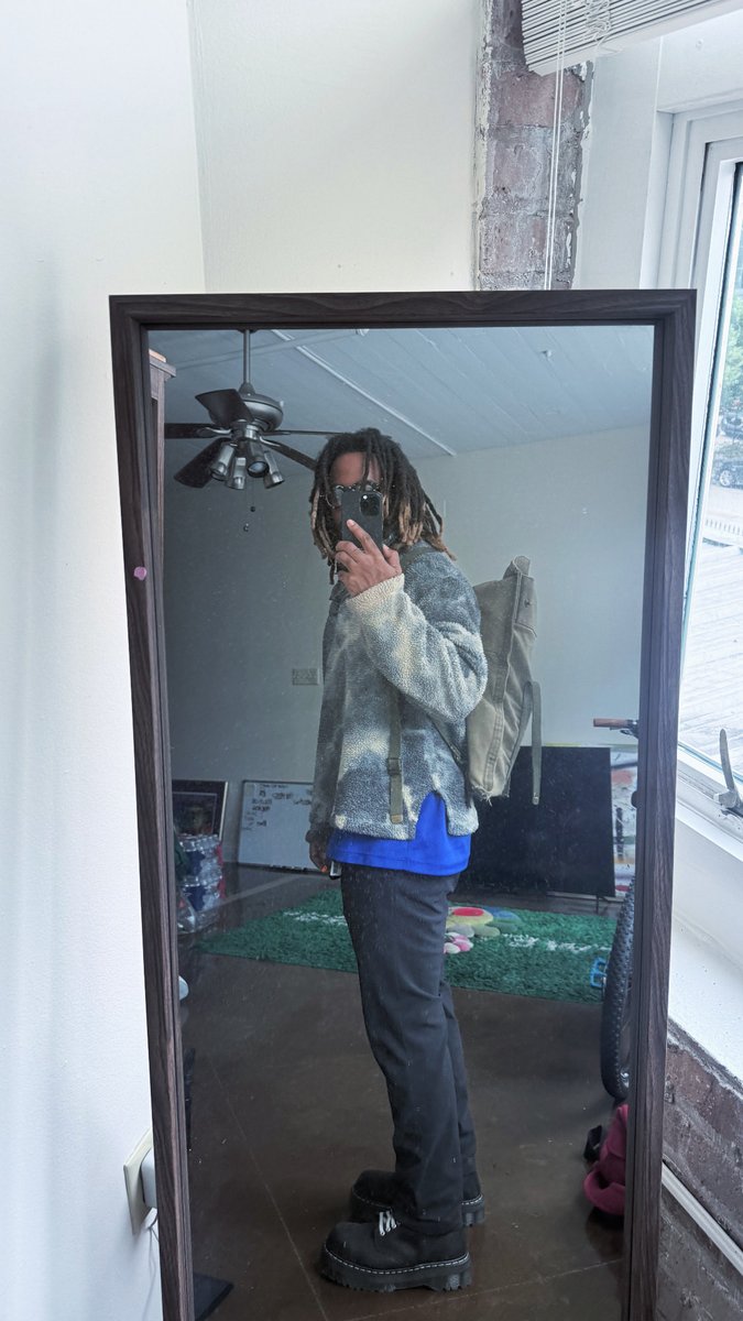 aurivyn's tweet image. 