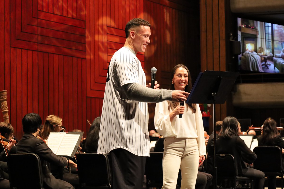 GMSField's tweet photo. It was a magical day at our annual New York Yankees &amp; Steinbrenner Family Holiday Concert at the @StrazCenter ✨

The children were treated to a special day with appearances by Aaron &amp; Samantha Judge, Santa, King Ripple @TampaTarpons &amp; The Florida Orchestra! https://t.co/oJPcrRWZZS