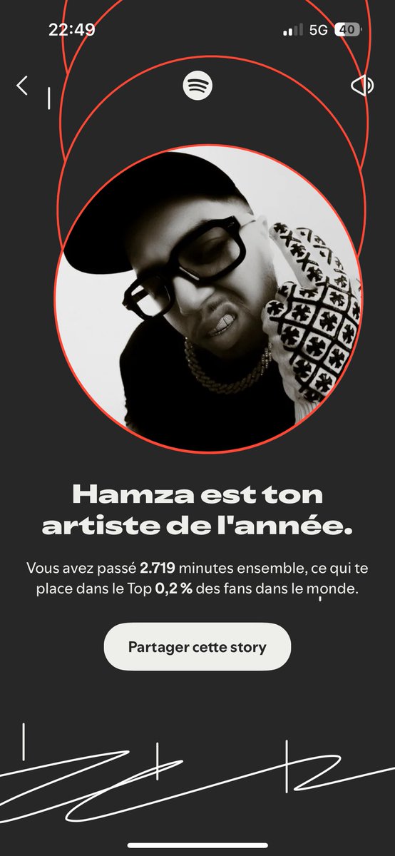 wldsidiamar's tweet photo. Les années passent le goat ne bouge pas https://t.co/ijh48KBlu4
