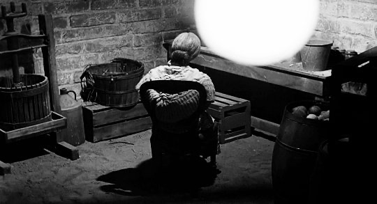 Psycho (1960) dir. Alfred Hitchcock