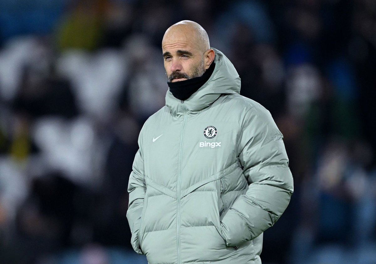 Lagusneta's tweet photo. Tu papá puede ser pescador y laburar 8 horas. Entonces ándate a pescar con el. 

Pelado bobo y botón. 200 millones de dólares y el Chelsea tiene la peor defensa de la Premier League.

PELADO BOBO. https://t.co/WUmNYbqj5p
