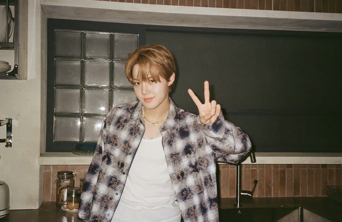 天才チャレドルどよんちゃん誕生日おめでとう🎂💐 これからもずーっと応援し続けるよ♡̴⟡.˚   도타쿠가 될 수 있어서 행복🐰🫶🏻✨

Da22ling Years with Doyoung
#나에겐_너하나야_도영_생축
#DoyoungOur1204Miracle
#きらめく冬の星はドヨンちゃん