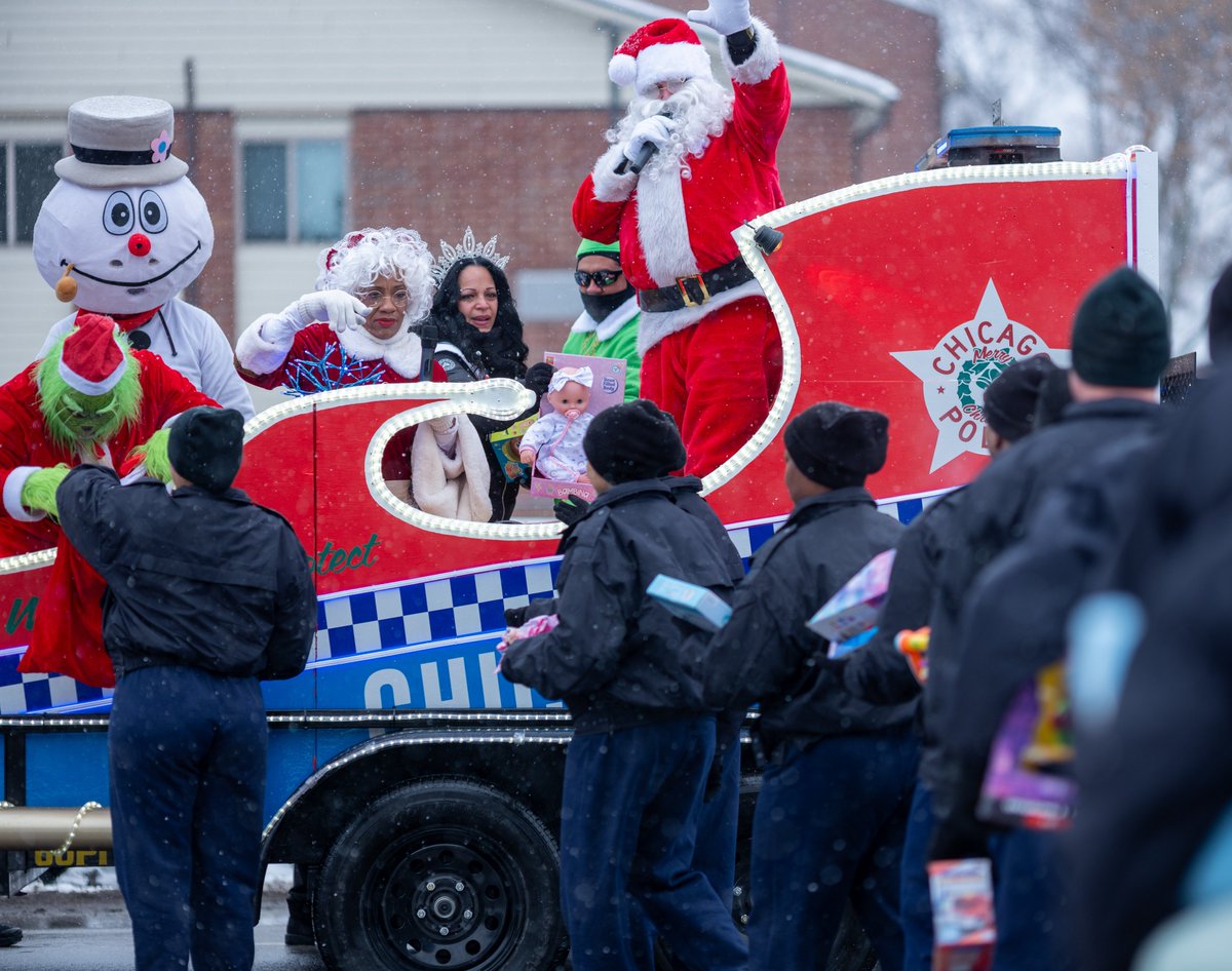 Chicago Police Academy tweet media