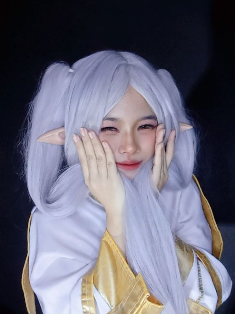 Pri e ren

(Gabisa tidur ak ni gara gara day 3 makin sakit perut ku ARGH)