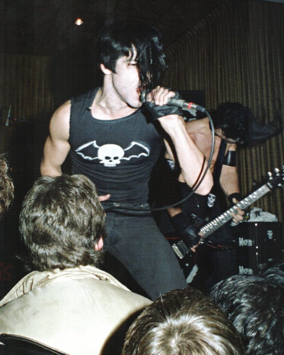 ThisDayInDanzig's tweet photo. 1982. Misfits, Nihilists, Gang Green, The Piast Club, Jersey City, NJ. 📸: Eerie Von https://t.co/hrCffoCLoK