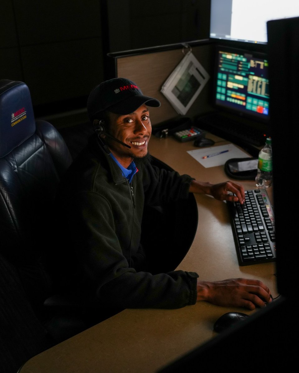 MecklenburgEMS's tweet photo. Calm voices, quick thinking, life-saving care—meet the heroes behind your 911 calls. 

Stay calm, know your location, answer questions, and follow instructions—care starts the moment you call! 💛

Full tips on Facebook.

#MeckMedic #EMS #FirstResponders #911 #DispatchLife https://t.co/NL2gBuVCAD