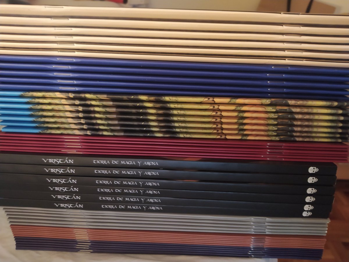 Estas fiestas de Navidad tendremos en las tiendas 8 novedades nada menos, para un total de 22 publicaciones originales en la Marca durante este 2025, todo un hito. Y todo gracias a ustedes. Larga vida a la Marca!!!