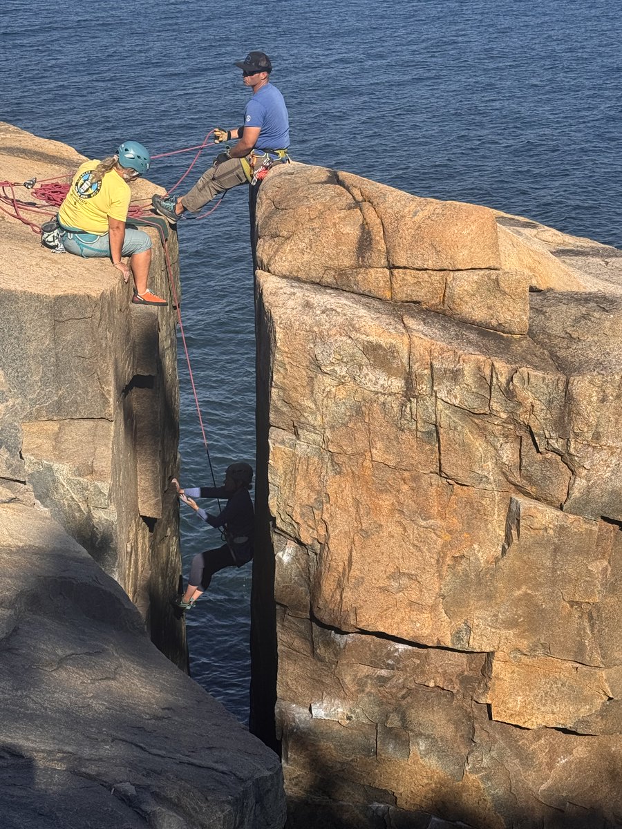 More from my <a href="/AcadiaNPS/">Acadia National Park</a>  climbing weekend! 

Weightlifting this year has definitely helped me feel stronger &amp; more confident. Grateful for friends who push me to do what I never thought I could.

Photos from Otter Cliffs