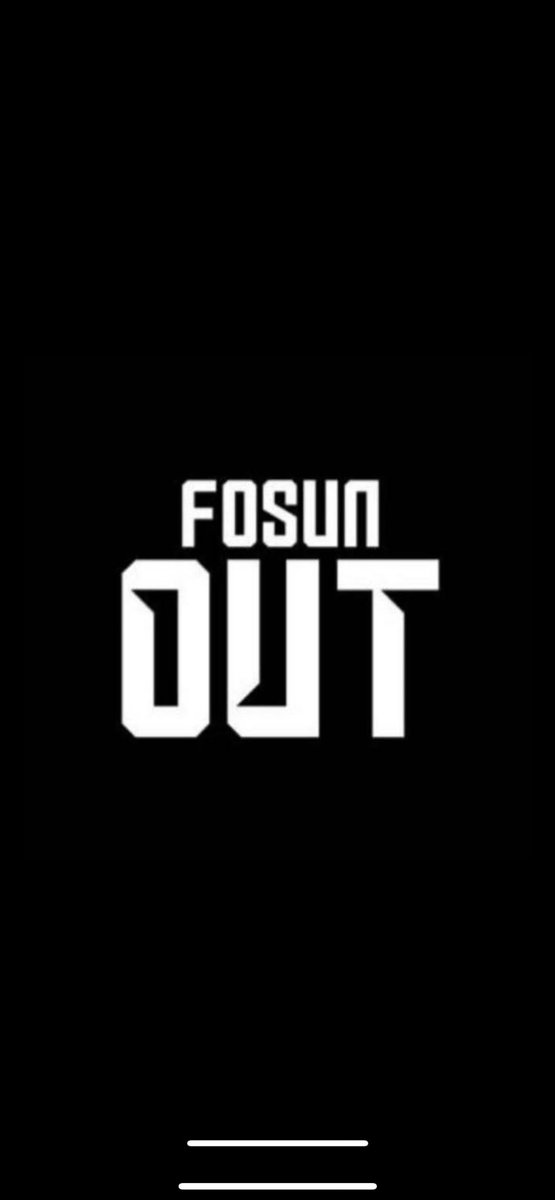 RyanRutter1's tweet photo. Everything from this club top to bottom is embarrassing, well done fosun hats off to you. You’ve managed to assemble the worst premier league side of all time.. couldn’t have been done without your backing 👏 

#fosunout #jeffshiout #wwfc #wolves https://t.co/Iaz47GdK25