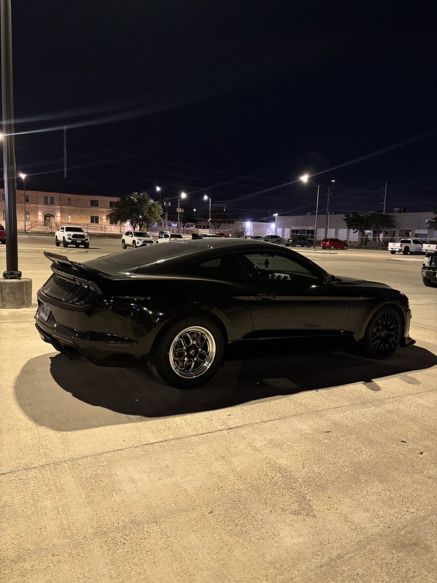 dishnsty's tweet image. 