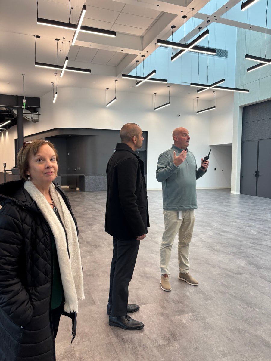 MCPAlert's tweet image. Secretary Chaudhry and DGS leadership toured Stevenson University’s new Performing Arts Center, featuring world-class rehearsal studios, performance halls, and more. We’re proud to see capital grants invested in education and the arts, supporting Maryland's talented students!