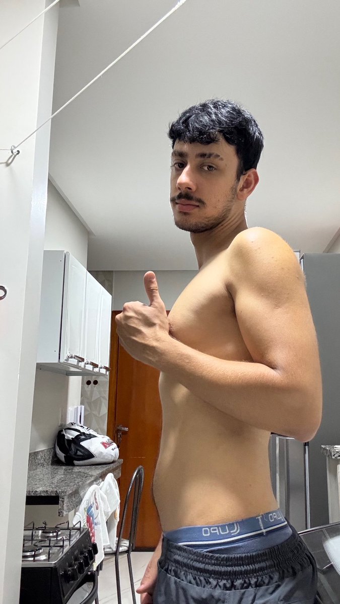 isaqueer tweet media