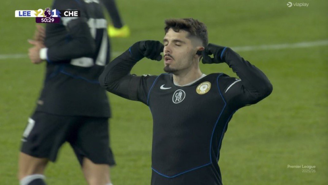 Don't let the chelsea loss distract you from the fact that Pedro Neto try celebrate for the IG post when chelsea were 2-1 down.