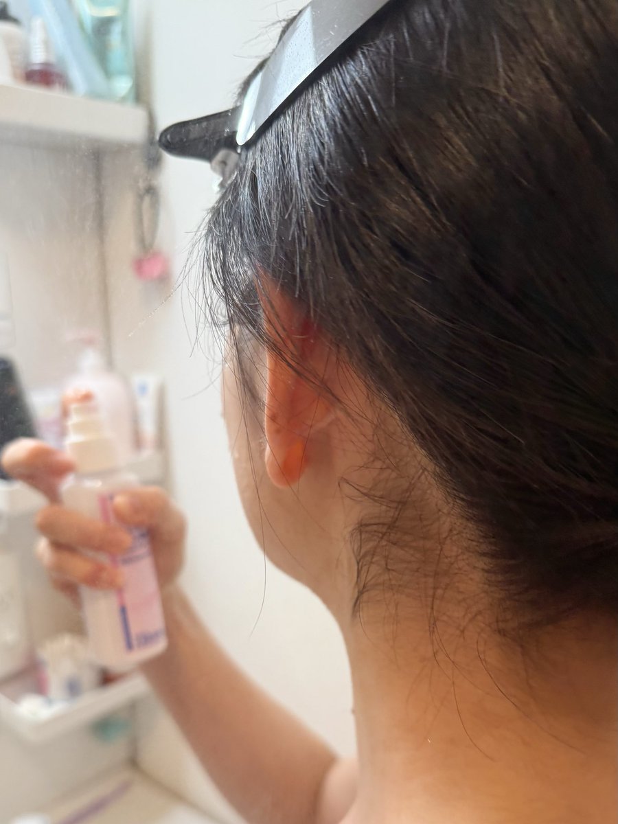 おはようございます☀️
今朝はほんと冷えますね…！
顔を洗ってしっかり保湿タイム中です🧴❄️
今日もゆるっとのんびり、マイペースでがんばりましょ〜

#おはよう